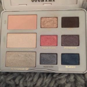 Too Faced Makeup - Too Faced Country Eyeshadow Pallette Too Faced Makeup - Too Faced Country Eyeshadow Pallette